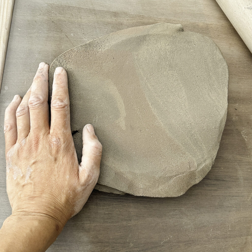 Liiv Ceramics - contemporary ceramics terres melees-1